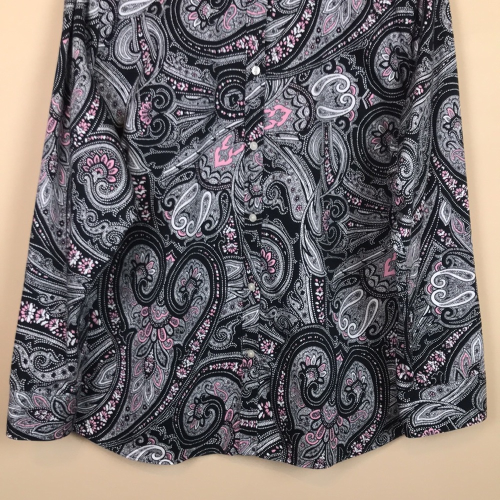 Chaps Classics Women’s No Iron Paisley Print Long Sleeve Button-Up Shirt - Picture 3 of 8